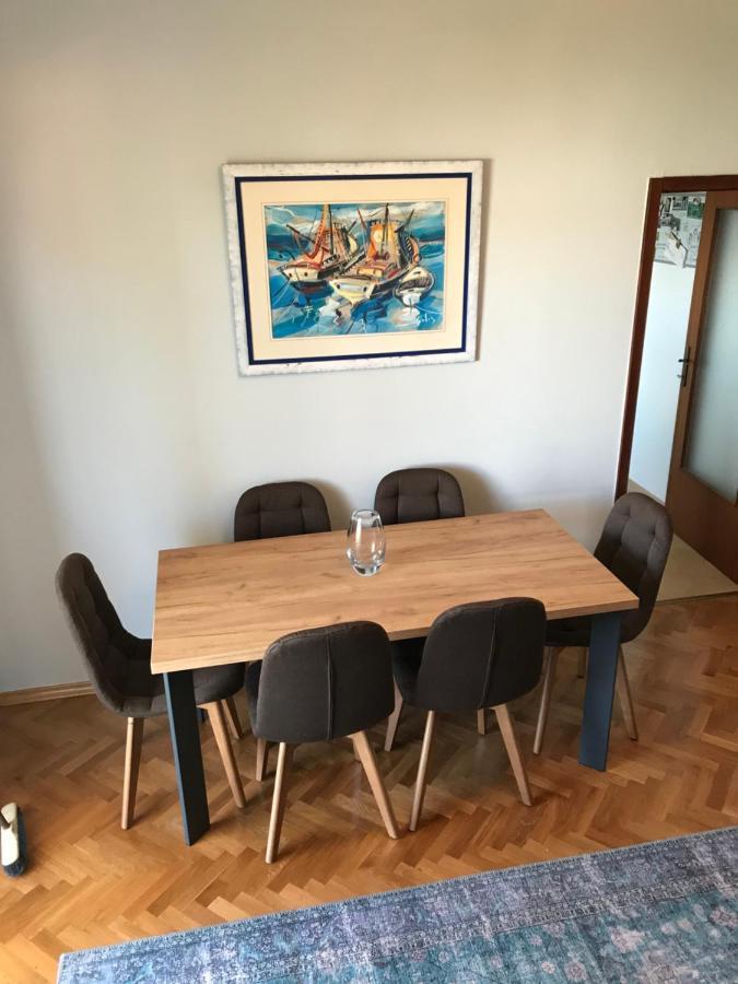 And Charming Apartment In Vantacici Malinska Bagian luar foto