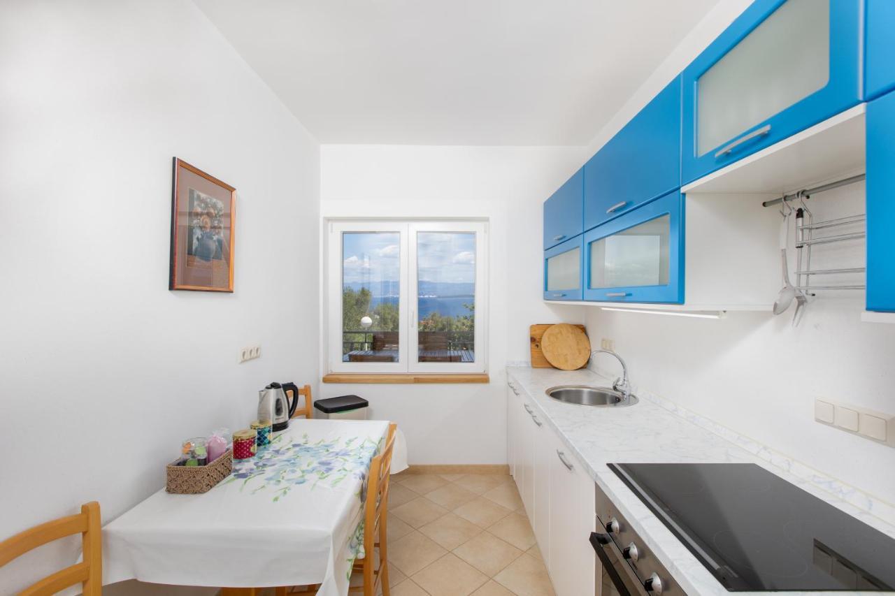 And Charming Apartment In Vantacici Malinska Bagian luar foto